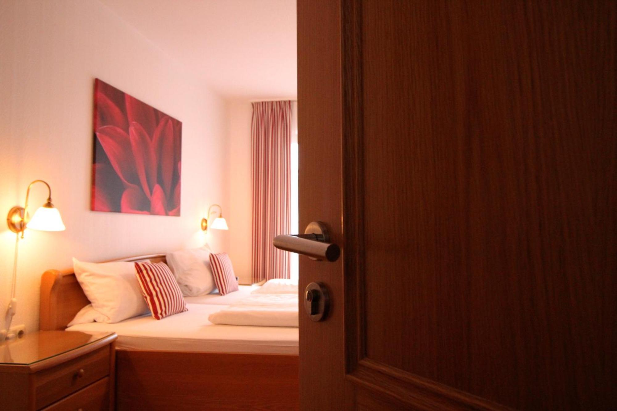 Hotel Waldgasthof Schoening Фризойте Номер фото