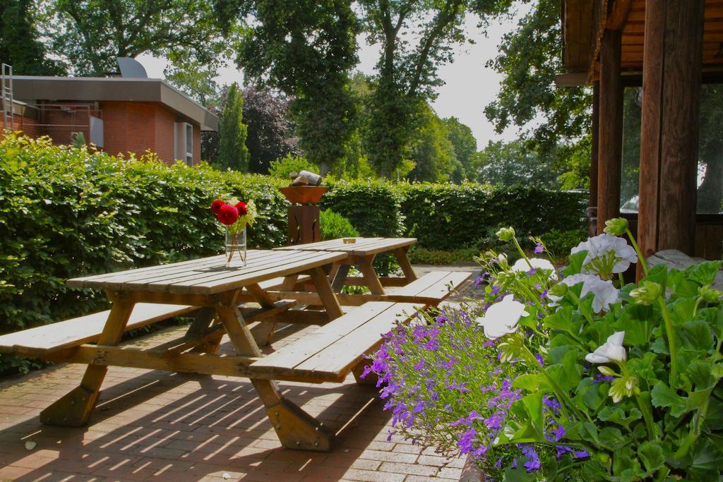 Hotel Waldgasthof Schoening Фризойте Экстерьер фото