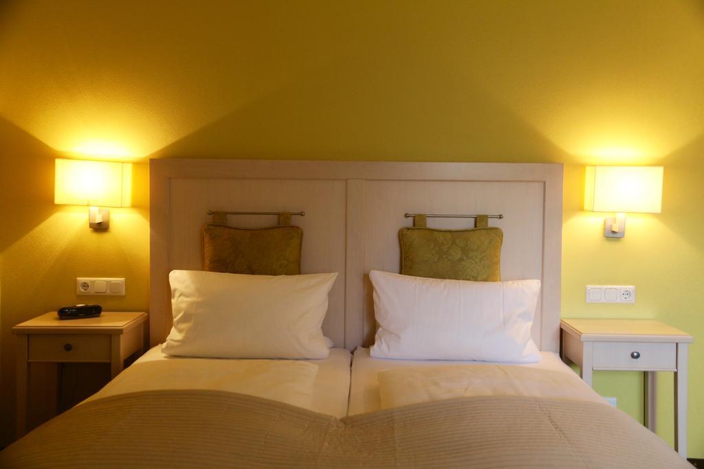 Hotel Waldgasthof Schoening Фризойте Экстерьер фото